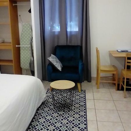 Appartement Aad1 Clamart 200 M Du Tramway T6 St Pave Blc Avec Cuisine Separee Exteriér fotografie