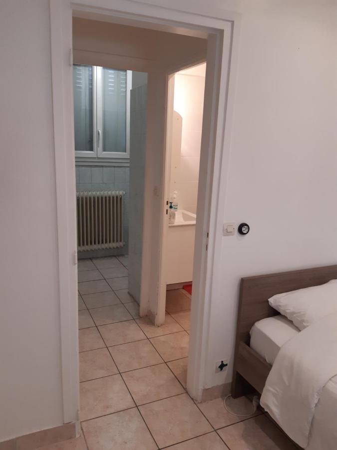 Appartement Aad1 Clamart 200 M Du Tramway T6 St Pave Blc Avec Cuisine Separee Exteriér fotografie