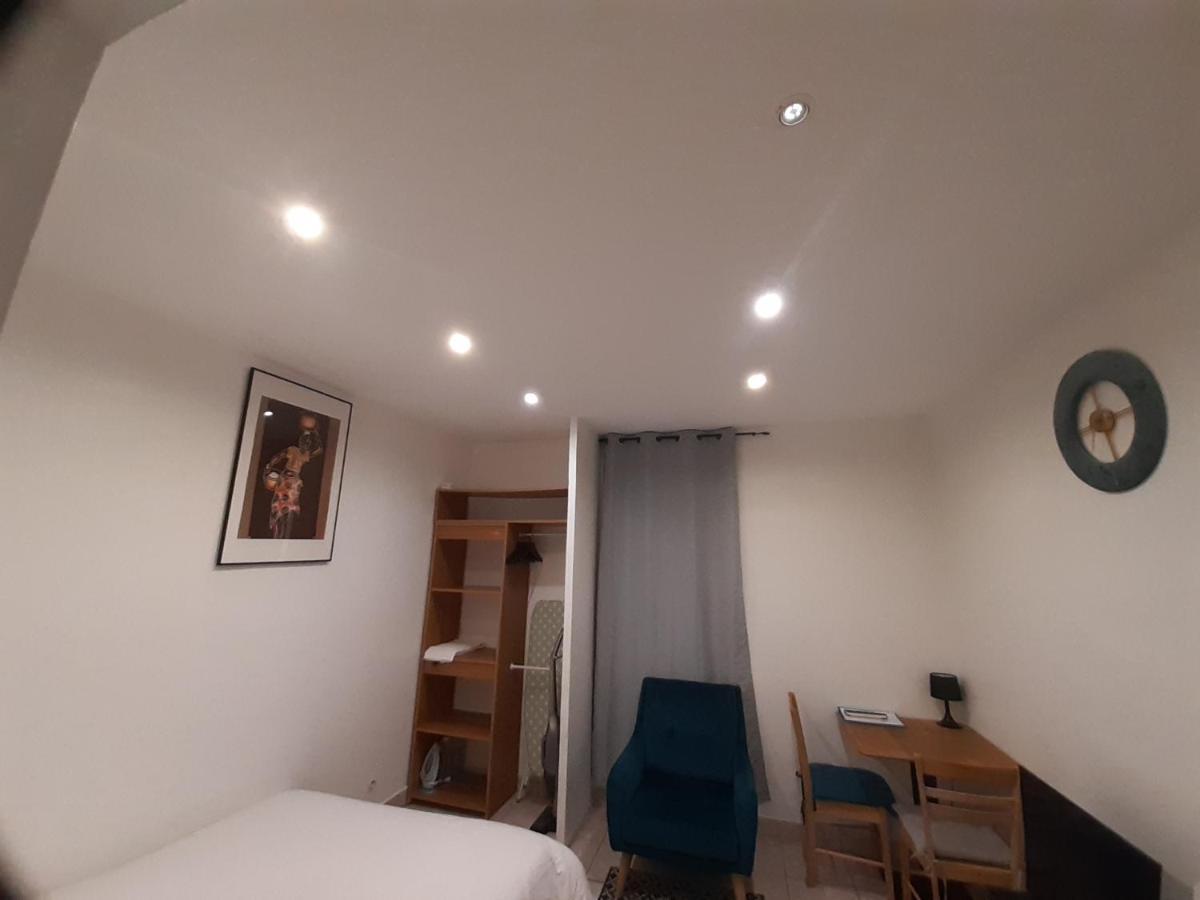 Appartement Aad1 Clamart 200 M Du Tramway T6 St Pave Blc Avec Cuisine Separee Exteriér fotografie