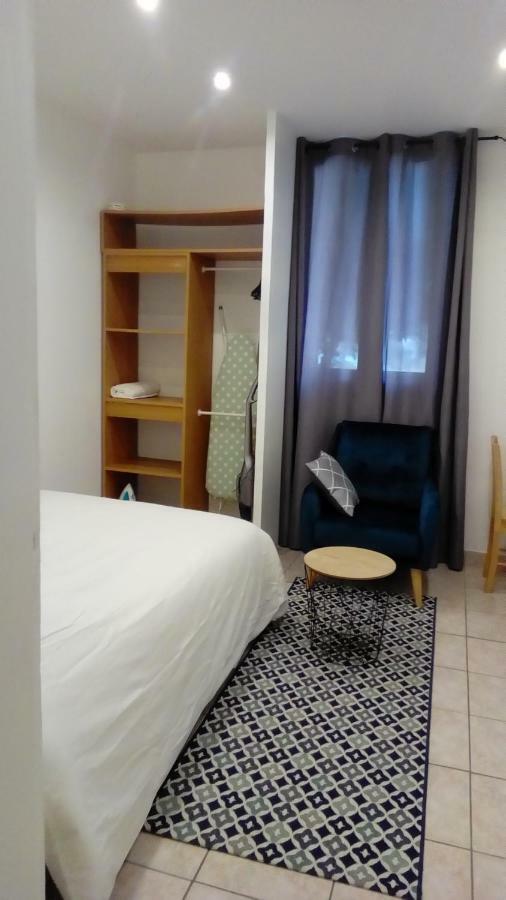 Appartement Aad1 Clamart 200 M Du Tramway T6 St Pave Blc Avec Cuisine Separee Exteriér fotografie