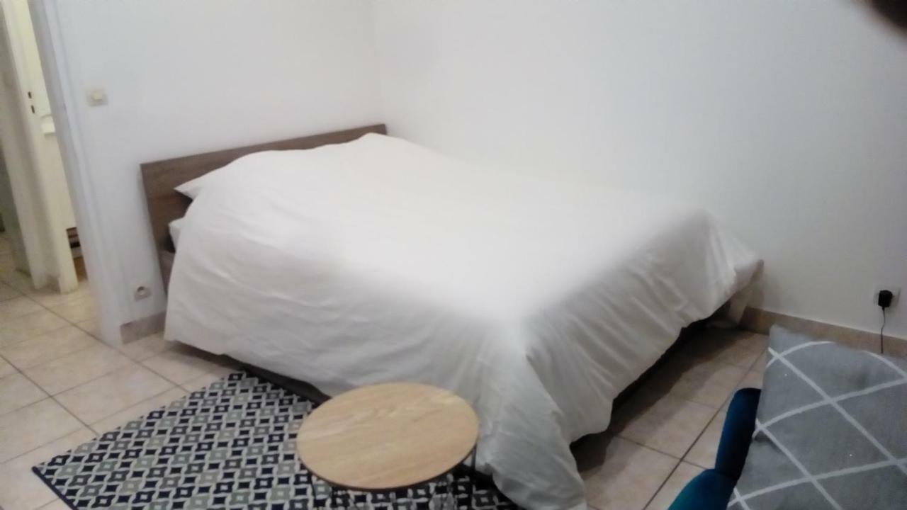 Appartement Aad1 Clamart 200 M Du Tramway T6 St Pave Blc Avec Cuisine Separee Exteriér fotografie